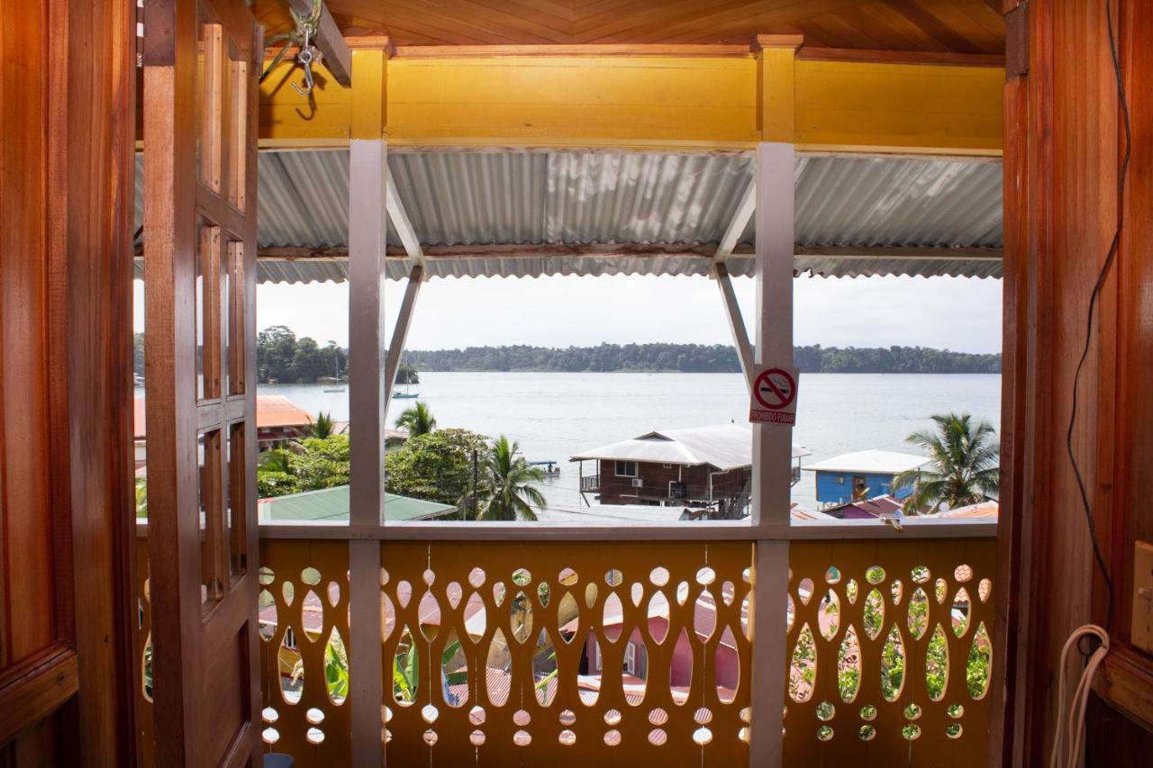 Bastimentos Hill Guest House Bocas del Toro Exterior photo