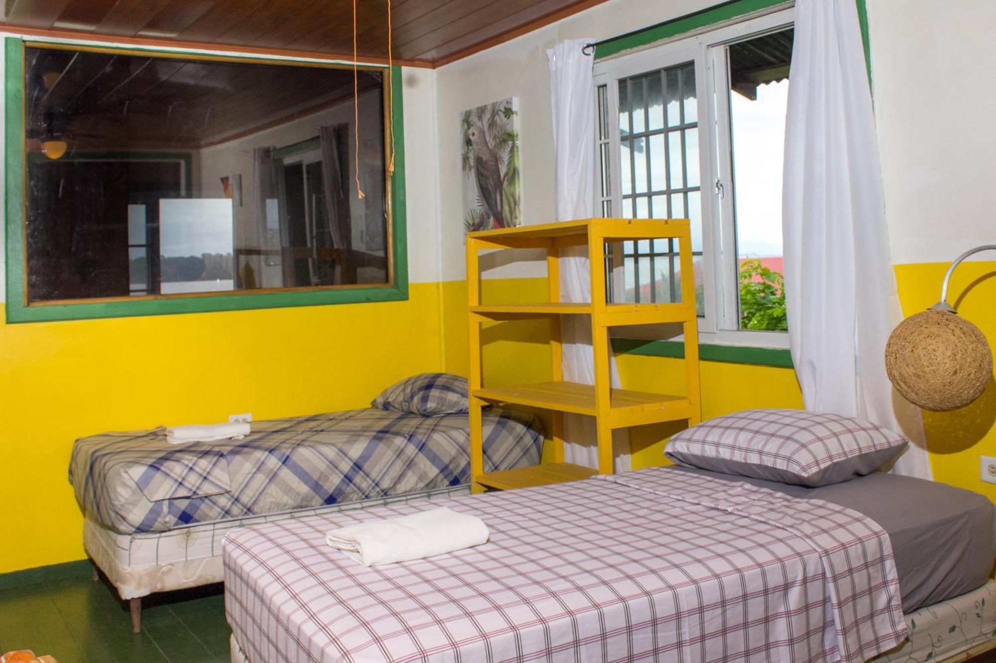 Bastimentos Hill Guest House Bocas del Toro Room photo