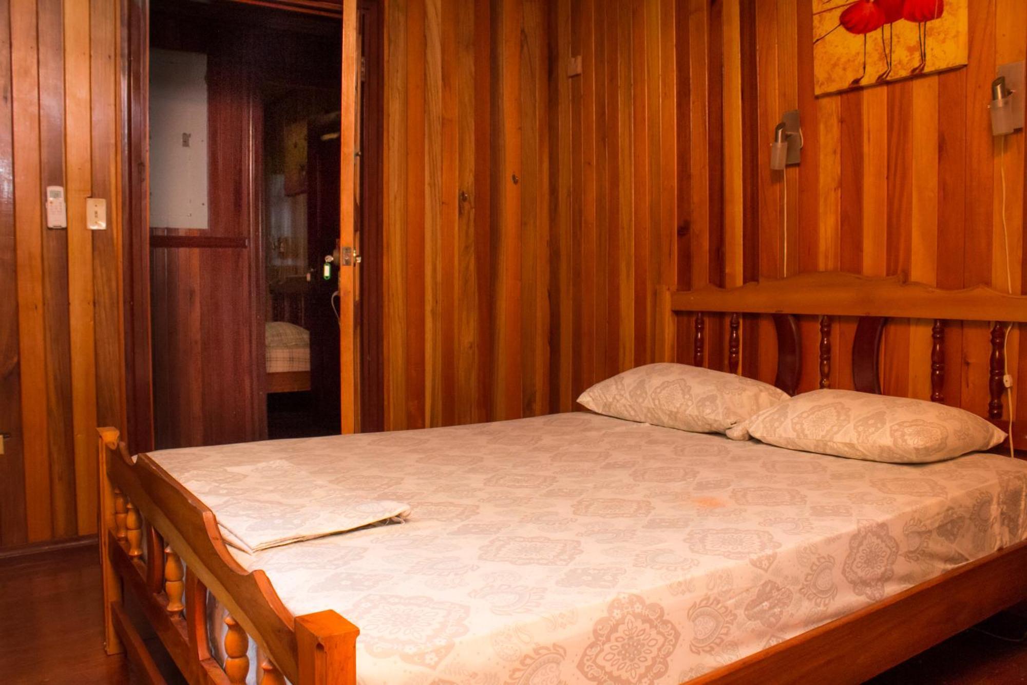 Bastimentos Hill Guest House Bocas del Toro Room photo